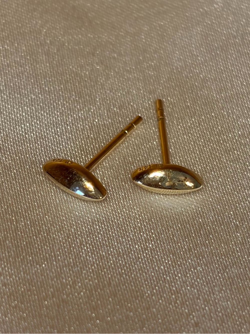 Mejuri 14k Gold Stud Earrings